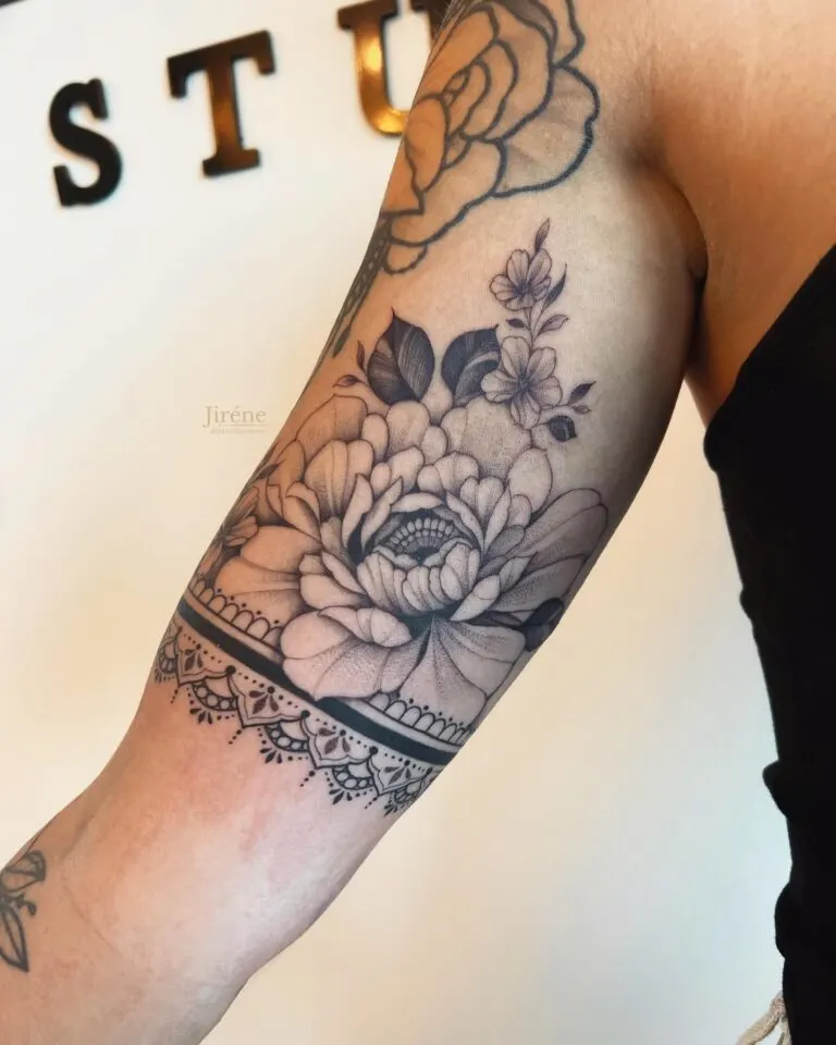 The Beauty of Henna Tattoos: Designs, Traditions & Modern Twists.